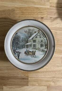 Vintage Currier And Ives The American Homestead-Winter 1968 Tin Horses & Sleigh